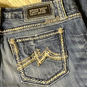 Miss Me Blue Boot Cut Jeans with Gold Accents. These runs Big. Maybe A 30